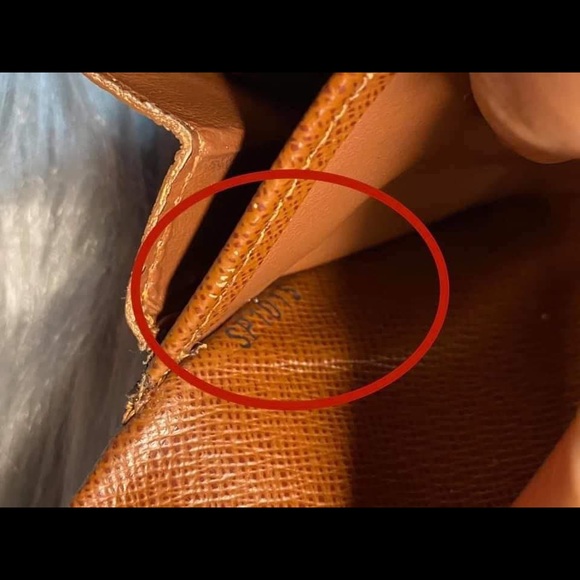 Authentic Louis Vuitton Monogram Sarah Wallet - Picture 11 of 12